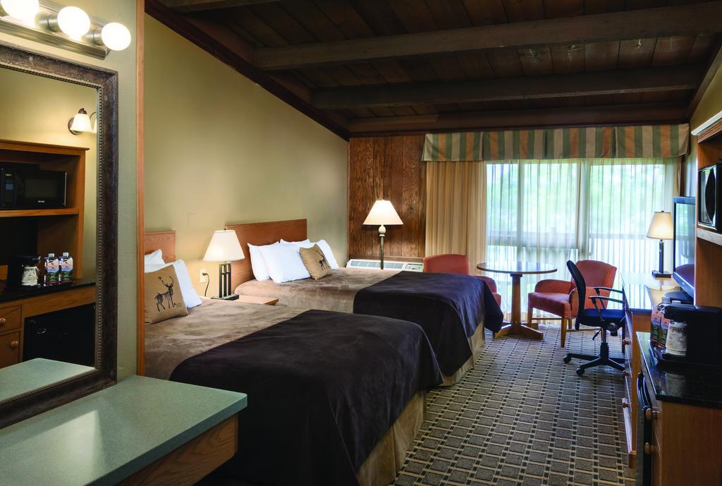 Hueston Woods Lodge And Conference Center College Corner Luaran gambar